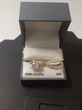 Cubic zirconia bridal ring set size 8 silver tone wedding band cz bridal set eng